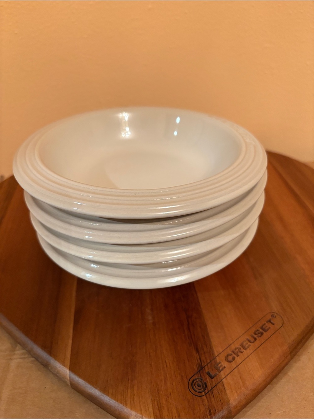 Le Creuset Cream Stoneware Bowls - Set of 4, Meringue - Picture 3 of 11